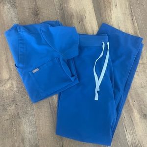 Figs Scrub Set Women’s Small-Catarina Top and Livingston Basic Bottoms